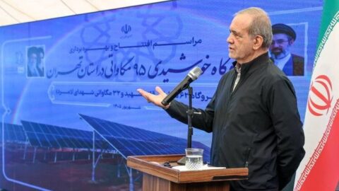 حمایت پزشکیان از تولید داخلی پنل خورشیدی